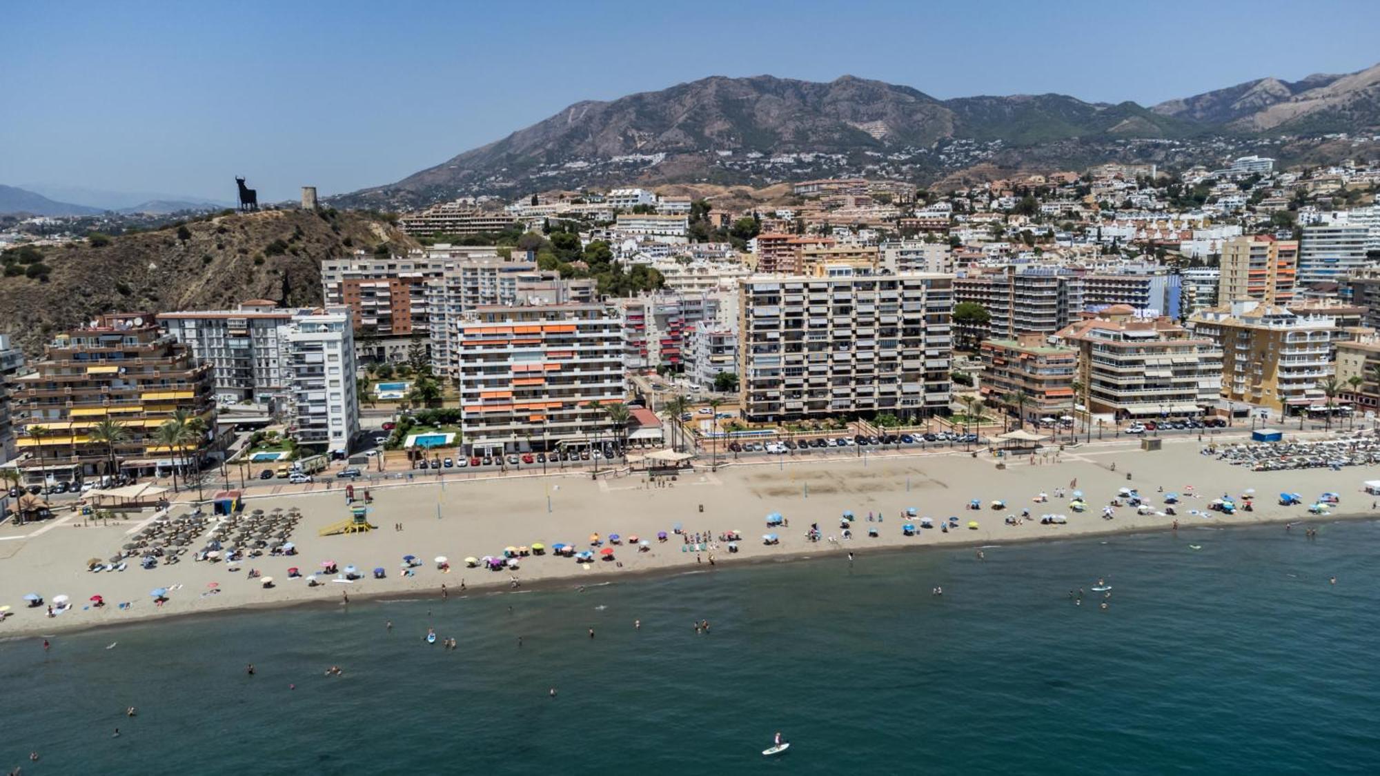 Sur Del Sol 3 Hab Y 2 Wc Con Gran Terraza Y Piscina A Pasos De La Playa Apartamento Fuengirola