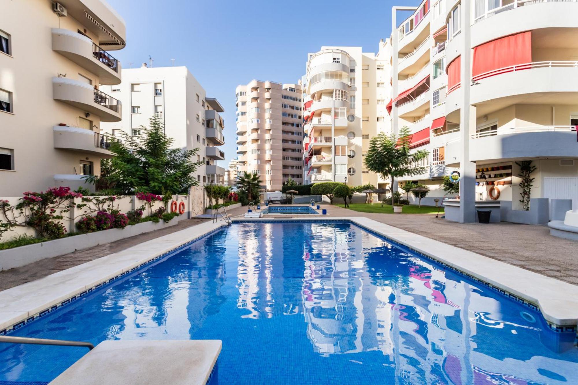 Sur Del Sol 3 Hab Y 2 Wc Con Gran Terraza Y Piscina A Pasos De La Playa Apartment Fuengirola